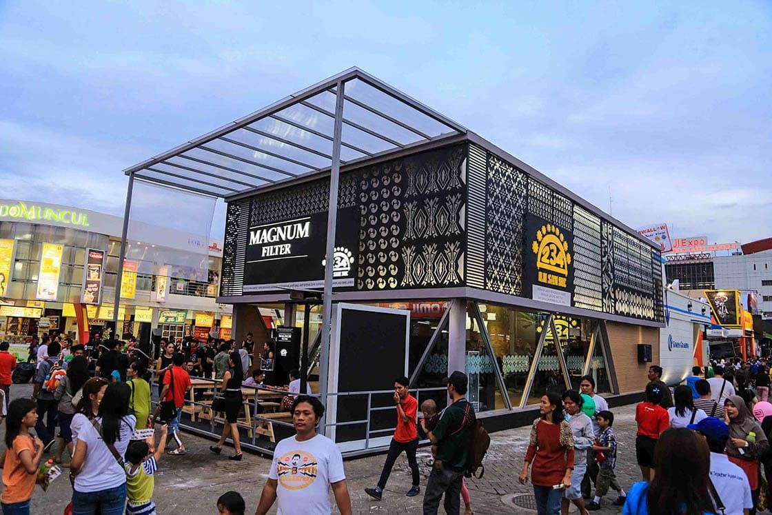 Booth event activation Dji Sam Soe 100 Tahun @PRJ