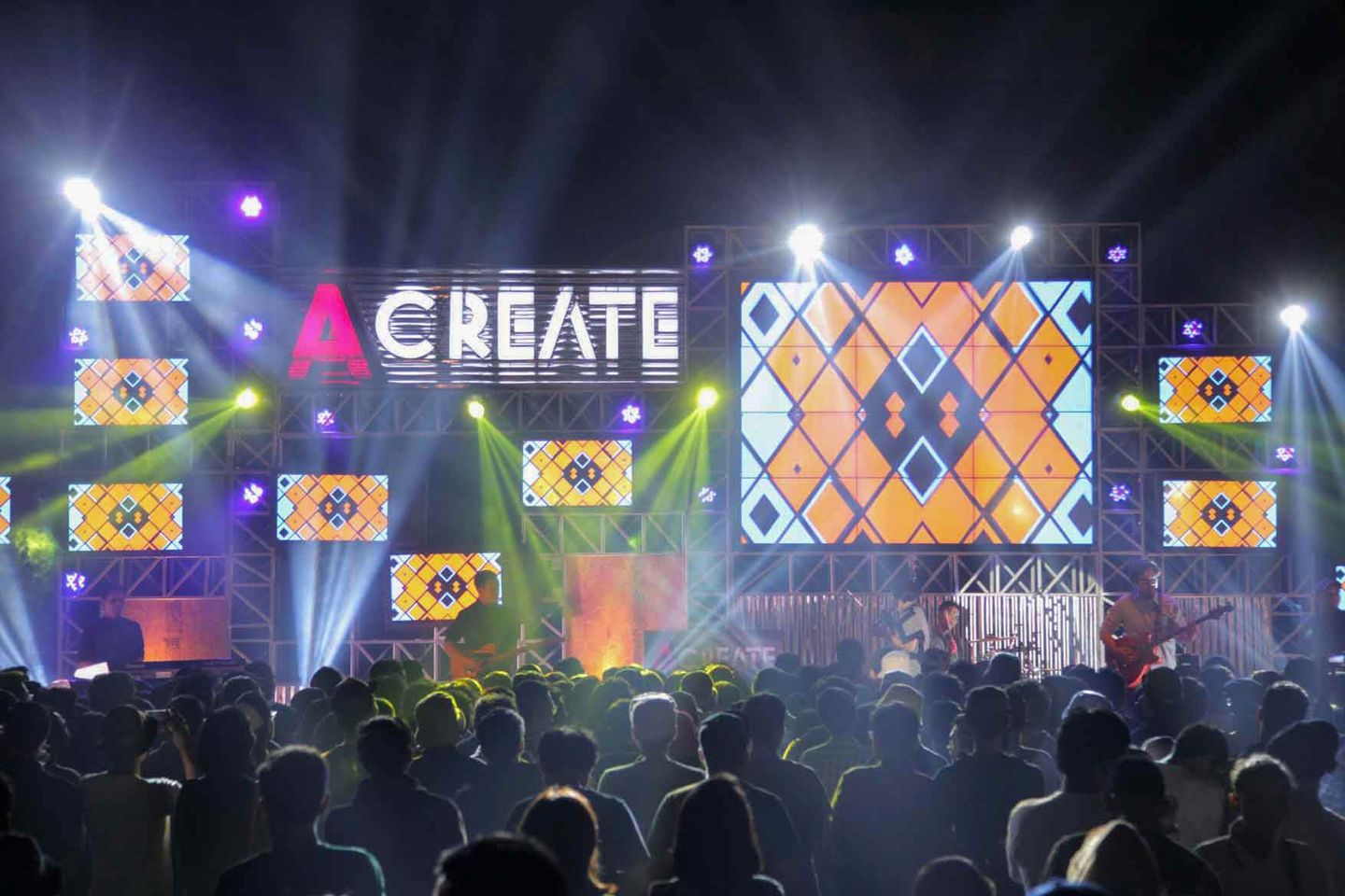 Panggung konser A Mild